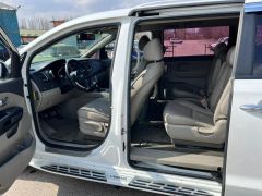 Сүрөт унаа Kia Carnival