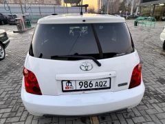 Сүрөт унаа Toyota Ist