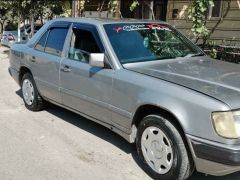 Photo of the vehicle Mercedes-Benz W124