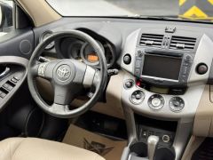 Сүрөт унаа Toyota RAV4