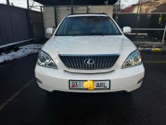 Photo of the vehicle Lexus RX