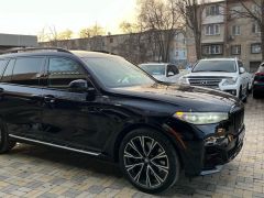 Photo of the vehicle BMW X7