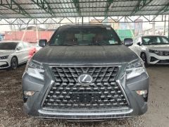 Photo of the vehicle Lexus GX