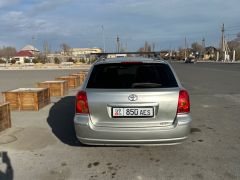 Сүрөт унаа Toyota Avensis