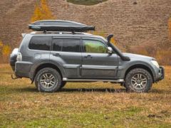 Сүрөт унаа Mitsubishi Pajero