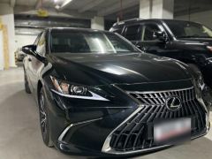 Photo of the vehicle Lexus ES