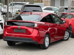 Фото авто Toyota Prius