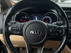 Фото авто Kia Carnival