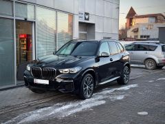 Photo of the vehicle BMW X5