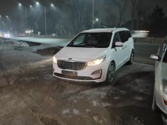 Фото авто Kia Carnival