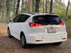 Photo of the vehicle Toyota Caldina