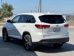 Сүрөт унаа Toyota Highlander