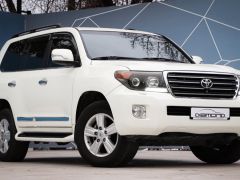 Photo of the vehicle Toyota Land Cruiser