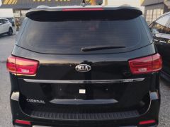 Photo of the vehicle Kia Carnival