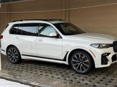 Photo of the vehicle BMW X7