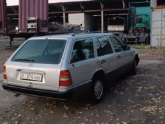 Фото авто Mercedes-Benz W124