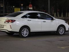 Фото авто Venucia D60 EV