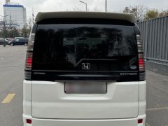 Фото авто Honda Stepwgn