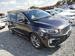 Photo of the vehicle Kia Carnival