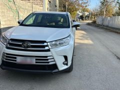 Photo of the vehicle Toyota Highlander