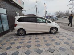 Фото авто Honda Freed