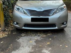 Сүрөт унаа Toyota Sienna