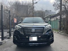 Сүрөт унаа Toyota Land Cruiser Prado