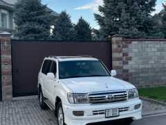 Сүрөт унаа Toyota Land Cruiser