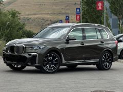 Фото авто BMW X7