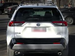 Сүрөт унаа Toyota RAV4