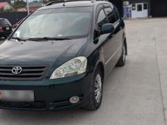 Сүрөт унаа Toyota Avensis Verso