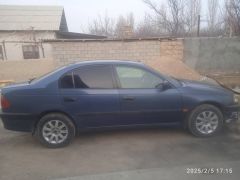 Сүрөт унаа Toyota Avensis