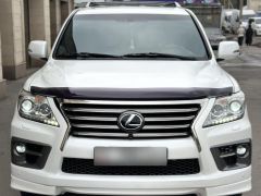 Photo of the vehicle Lexus LX