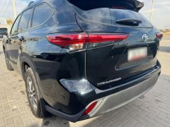 Photo of the vehicle Toyota Highlander