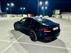 Сүрөт унаа Genesis G70