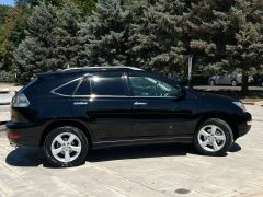 Photo of the vehicle Lexus RX