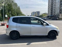 Фото авто Honda Fit