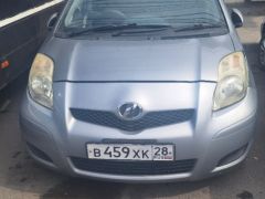 Сүрөт унаа Toyota Vitz