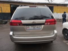 Сүрөт унаа Toyota Sienna