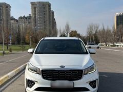 Фото авто Kia Carnival