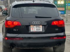 Photo of the vehicle Audi Q7