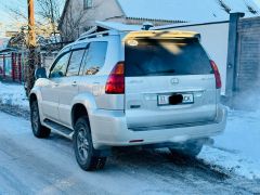 Photo of the vehicle Lexus GX