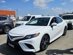 Сүрөт унаа Toyota Camry