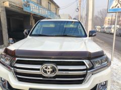 Фото авто Toyota Land Cruiser