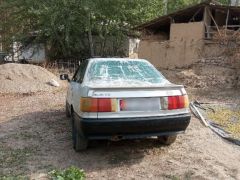 Photo of the vehicle Audi 80