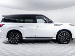 Сүрөт унаа Infiniti QX80