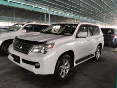 Photo of the vehicle Lexus GX