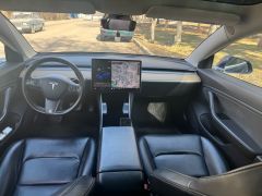 Photo of the vehicle Tesla Model 3