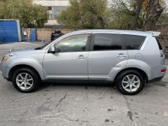 Фото авто Mitsubishi Outlander