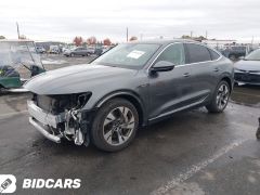 Фото авто Audi e-tron Sportback